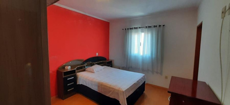 Imagem Casa com 4 Quartos à Venda, 235 m² em Jardim Paraventi - Guarulhos Imagem Casa com 4 Quartos à Venda, 235 m² em Jardim Paraventi - Guarulhos
