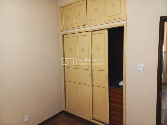 Imagem Casa com 2 Quartos à Venda, 300 m² em Centro - Lorena Imagem Casa com 2 Quartos à Venda, 300 m² em Centro - Lorena