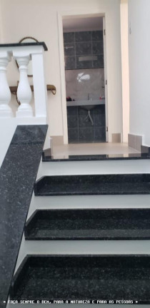 Imagem Casa com 4 Quartos à Venda, 329 m² em Centro - Taubaté Imagem Casa com 4 Quartos à Venda, 329 m² em Centro - Taubaté