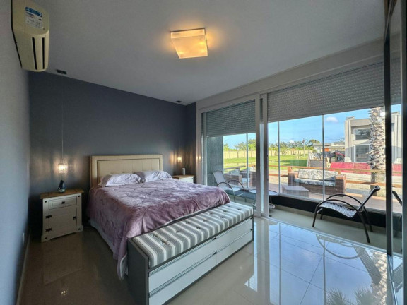 Imagem Casa com 4 Quartos à Venda, 200 m² em Arco Iris - Capao Da Canoa Imagem Casa com 4 Quartos à Venda, 200 m² em Arco Iris - Capao Da Canoa