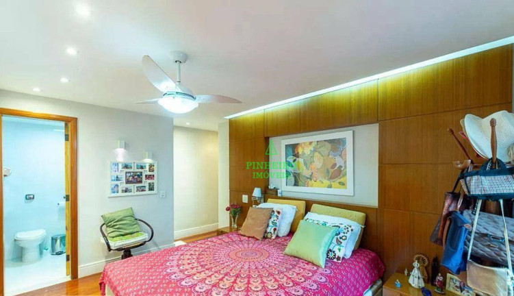 Imagem Apartamento com 4 Quartos à Venda, 329 m² em Santa Rosa - Niterói Imagem Apartamento com 4 Quartos à Venda, 329 m² em Santa Rosa - Niterói