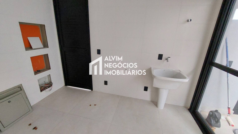 Imagem Casa com 4 Quartos à Venda, 300 m² em Urbanova - São José Dos Campos