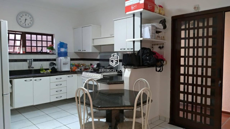 Imagem Casa com 2 Quartos à Venda, 125 m² em Hípica Paulista - Marília Imagem Casa com 2 Quartos à Venda, 125 m² em Hípica Paulista - Marília