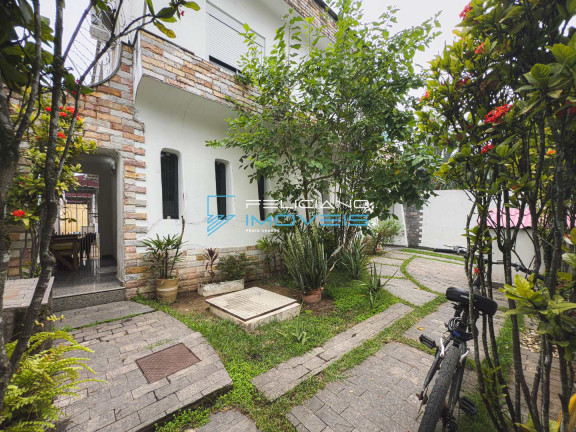 Imagem Casa com 4 Quartos à Venda, 288 m² em Canto Do Forte - Praia Grande Imagem Casa com 4 Quartos à Venda, 288 m² em Canto Do Forte - Praia Grande