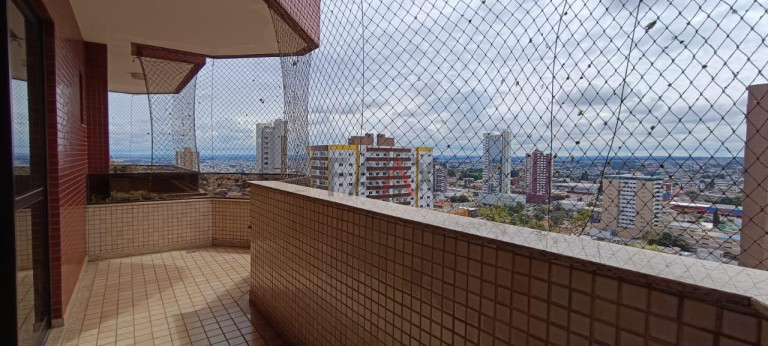 Imagem Apartamento com 2 Quartos à Venda, 235 m² em Centro - Gpva - Guarapuava Imagem Apartamento com 2 Quartos à Venda, 235 m² em Centro - Gpva - Guarapuava
