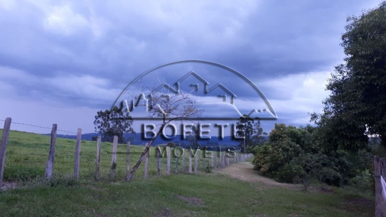 Imagem Imóvel com 2 Quartos à Venda, 20.000 m² em Rural - Bofete Imagem Imóvel com 2 Quartos à Venda, 20.000 m² em Rural - Bofete