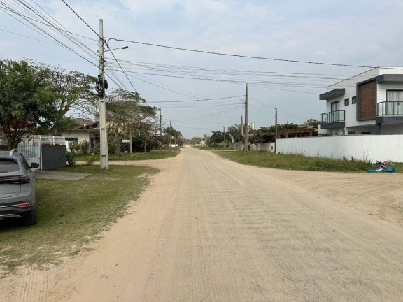Imagem Casa com 3 Quartos à Venda, 100 m² em Salinas - Balneário Barra Do Sul Imagem Casa com 3 Quartos à Venda, 100 m² em Salinas - Balneário Barra Do Sul