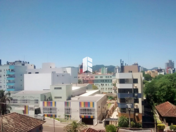 Imagem Apartamento com 2 Quartos à Venda, 154 m² em Nossa Senhora Medianeira - Santa Maria