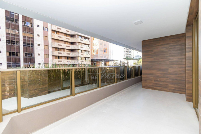 Imagem Apartamento com 3 Quartos à Venda, 233 m² em água Verde - Curitiba