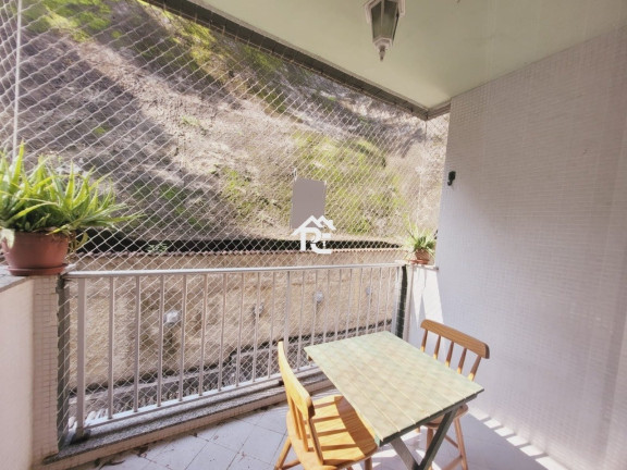 Imagem Apartamento com 2 Quartos à Venda,  em Ingá - Niterói
