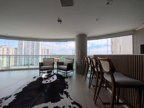 Imagem Apartamento com 4 Quartos à Venda, 261 m² em Alphaville Empresarial - Barueri Imagem Apartamento com 4 Quartos à Venda, 261 m² em Alphaville Empresarial - Barueri