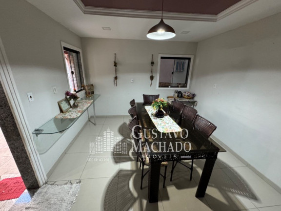 Imagem Casa com 4 Quartos à Venda, 197 m² em Aterrado - Volta Redonda