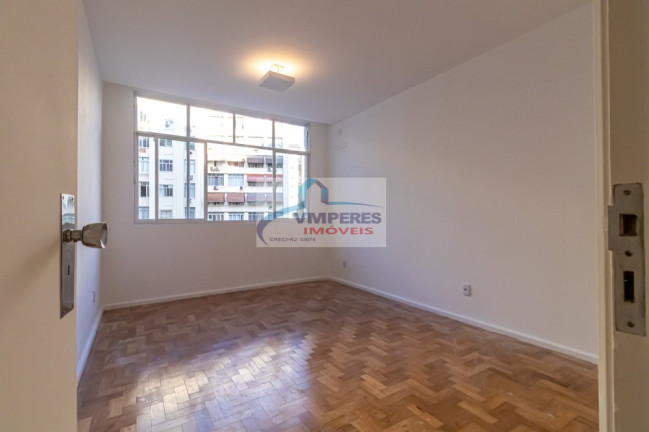Imagem Apartamento com 4 Quartos à Venda, 330 m² em Copacabana - Rio De Janeiro Imagem Apartamento com 4 Quartos à Venda, 330 m² em Copacabana - Rio De Janeiro