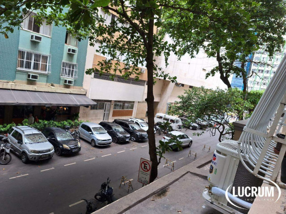 Imagem Apartamento com 3 Quartos à Venda, 134 m² em Leme - Rio De Janeiro Imagem Apartamento com 3 Quartos à Venda, 134 m² em Leme - Rio De Janeiro