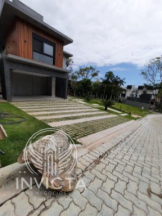 Imagem Casa de Condomínio com 3 Quartos à Venda, 258 m² em Praia Das Taquaras - Balneário Camboriú Imagem Casa de Condomínio com 3 Quartos à Venda, 258 m² em Praia Das Taquaras - Balneário Camboriú