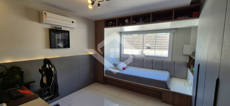 Imagem Casa com 4 Quartos à Venda, em Barra Da Tijuca - Rio De Janeiro Imagem Casa com 4 Quartos à Venda, em Barra Da Tijuca - Rio De Janeiro