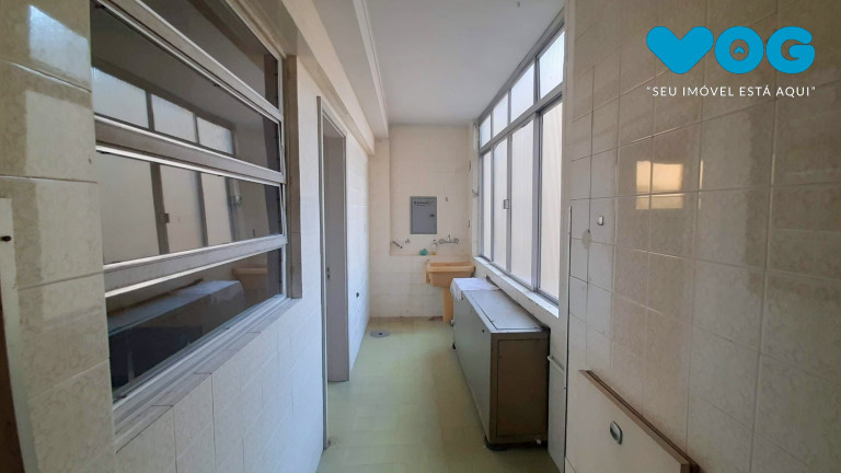Imagem Imóvel com 4 Quartos à Venda, 179 m² em Moinhos De Vento - Porto Alegre
