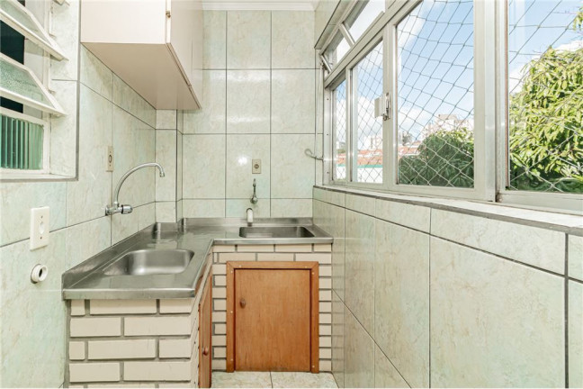 Imagem Imóvel com 2 Quartos à Venda, em Vila Ipiranga - Porto Alegre Imagem Imóvel com 2 Quartos à Venda, em Vila Ipiranga - Porto Alegre