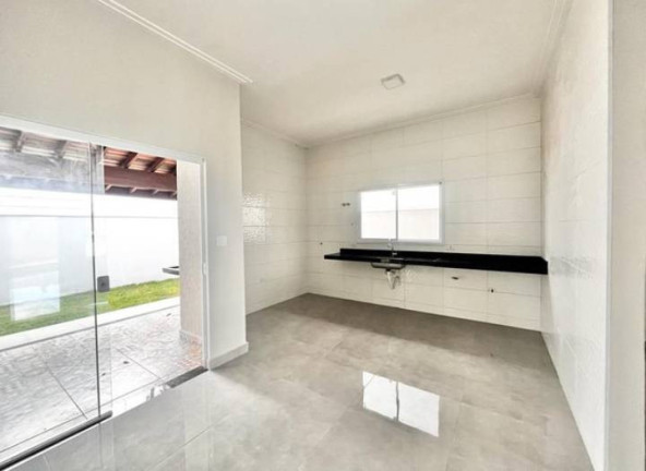 Imagem Casa com 3 Quartos à Venda, 250 m² em Loteamento Pinheiros De Tremembé - Tremembé Imagem Casa com 3 Quartos à Venda, 250 m² em Loteamento Pinheiros De Tremembé - Tremembé