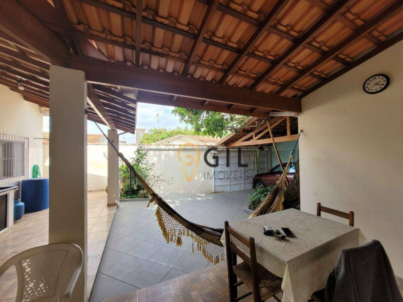 Imagem Casa com 3 Quartos à Venda, 232 m² em Centro - Jacareí Imagem Casa com 3 Quartos à Venda, 232 m² em Centro - Jacareí