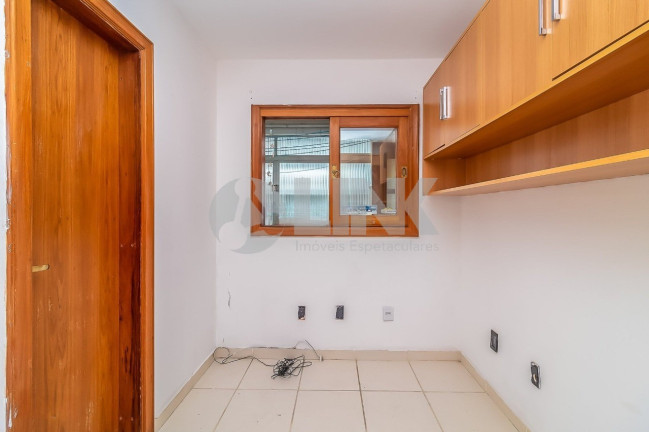 Imagem Imóvel com 2 Quartos à Venda, 81 m² em Passo Da Areia - Porto Alegre Imagem Imóvel com 2 Quartos à Venda, 81 m² em Passo Da Areia - Porto Alegre