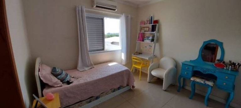 Imagem Casa com 3 Quartos à Venda, 200 m² em Piracangaguá - Taubaté