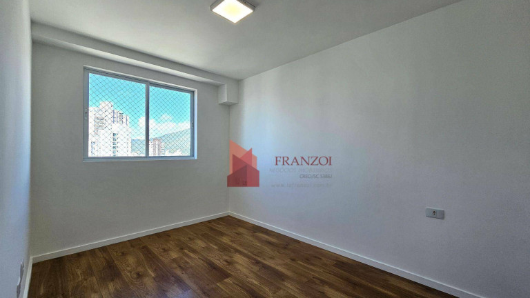 Imagem Apartamento com 3 Quartos à Venda, 98 m² em Centro - Itajaí Imagem Apartamento com 3 Quartos à Venda, 98 m² em Centro - Itajaí