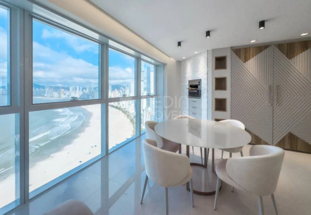 Imagem Apartamento com 3 Quartos à Venda, 165 m² em Pioneiros - Balneário Camboriú Imagem Apartamento com 3 Quartos à Venda, 165 m² em Pioneiros - Balneário Camboriú
