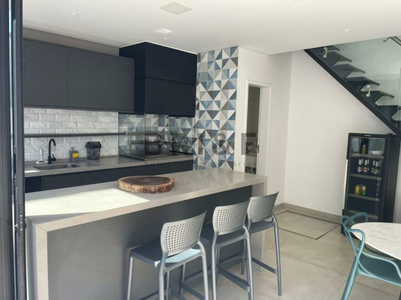 Imagem Casa com 4 Quartos à Venda, 240 m² em Moema - São Paulo Imagem Casa com 4 Quartos à Venda, 240 m² em Moema - São Paulo