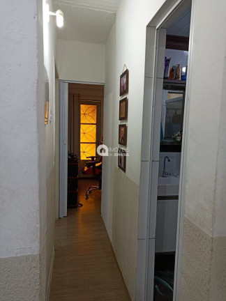 Imagem Casa com 2 Quartos à Venda, 97 m²