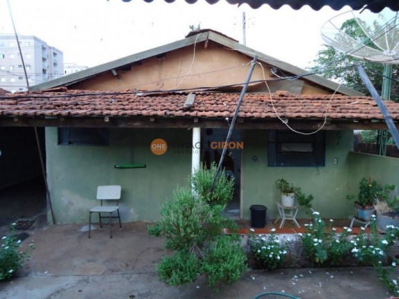 Imagem Casa com 2 Quartos à Venda, 250 m² em Vila Alba - Araçatuba Imagem Casa com 2 Quartos à Venda, 250 m² em Vila Alba - Araçatuba