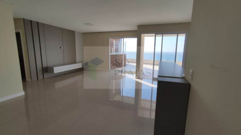 Imagem Apartamento com 3 Quartos à Venda, 227 m² Imagem Apartamento com 3 Quartos à Venda, 227 m²