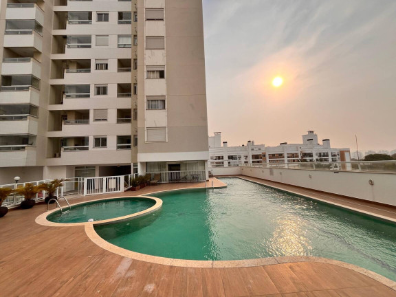 Apartamento com 3 Quartos à Venda, 82 m² em Abraão - Florianópolis