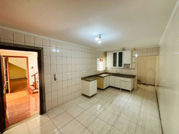 Imagem Casa com 2 Quartos à Venda, 300 m² em Santa Angela - Poços De Caldas
