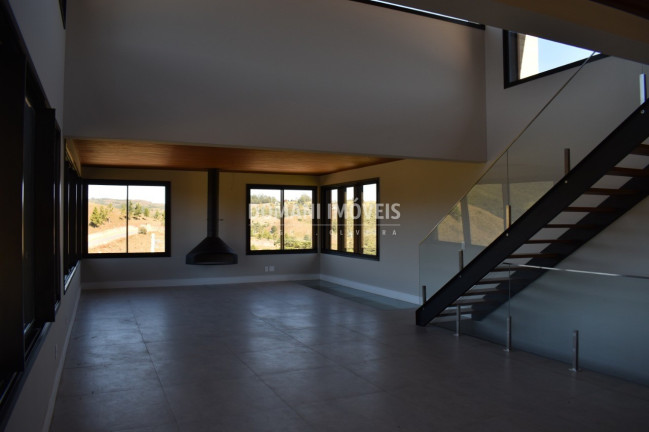 Imagem Casa com 4 Quartos à Venda, 422 m² em Região De Descansópolis - Campos Do Jordão Imagem Casa com 4 Quartos à Venda, 422 m² em Região De Descansópolis - Campos Do Jordão