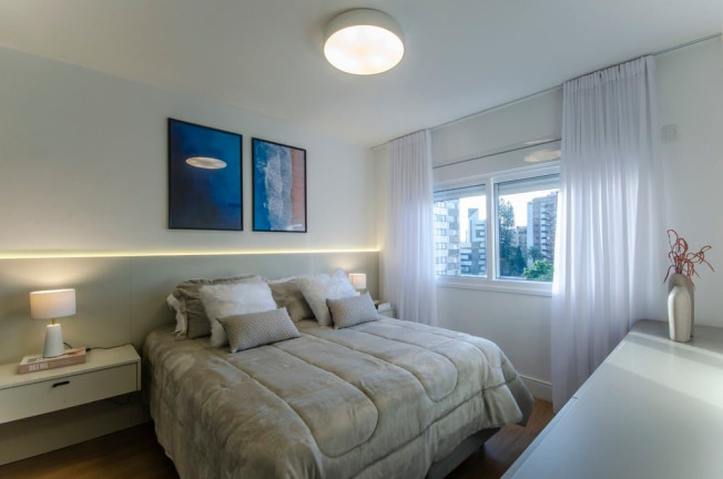 Imagem Apartamento com 3 Quartos à Venda, 251 m² em Auxiliadora - Porto Alegre