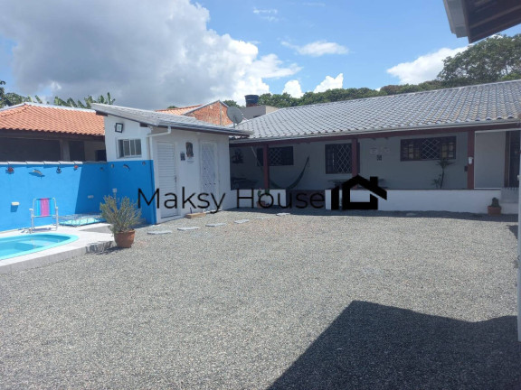 Imagem Casa com 2 Quartos para Temporada, em Nereidas - Guaratuba Imagem Casa com 2 Quartos para Temporada, em Nereidas - Guaratuba