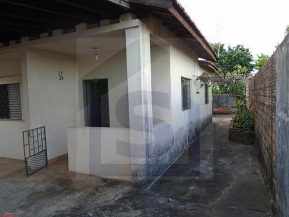 Imagem Casa com 2 Quartos à Venda, 77 m² em Jardim Brasil - Botucatu Imagem Casa com 2 Quartos à Venda, 77 m² em Jardim Brasil - Botucatu
