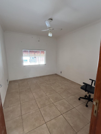 Imagem Casa com 4 Quartos à Venda, em Vila Doutor Laurindo - Tatuí Imagem Casa com 4 Quartos à Venda, em Vila Doutor Laurindo - Tatuí