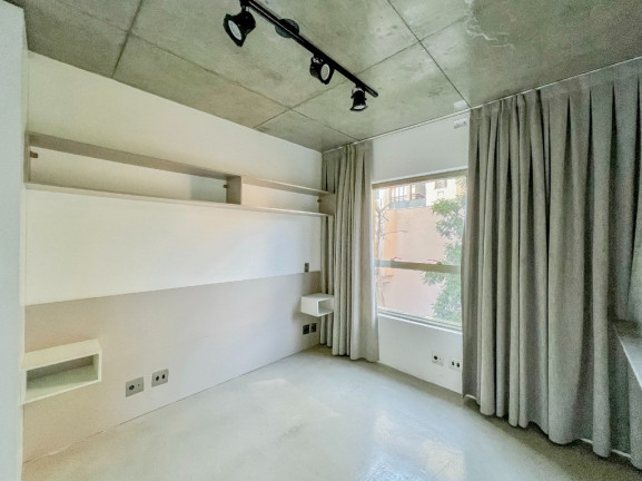 Imagem Apartamento com 1 Quarto à Venda, 69 m² em Petrópolis - Porto Alegre Imagem Apartamento com 1 Quarto à Venda, 69 m² em Petrópolis - Porto Alegre