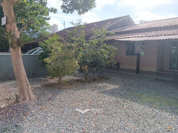 Imagem Casa com 3 Quartos à Venda, 60 m² em Centro - Penha