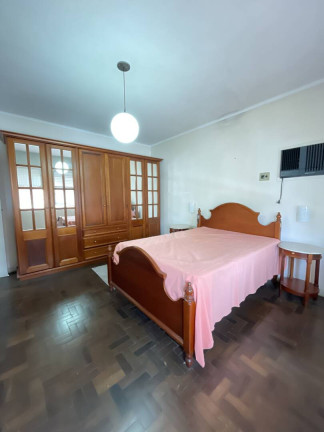 Imagem Casa com 5 Quartos à Venda, 232 m² em Menino Deus - Porto Alegre Imagem Casa com 5 Quartos à Venda, 232 m² em Menino Deus - Porto Alegre