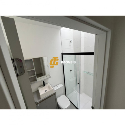 Imagem Casa com 2 Quartos à Venda, 50 m² em Espinheiros - Itajaí Imagem Casa com 2 Quartos à Venda, 50 m² em Espinheiros - Itajaí