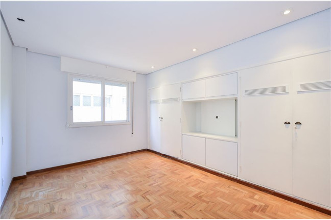 Imagem Apartamento com 3 Quartos à Venda, 188 m² em Cerqueira César - São Paulo