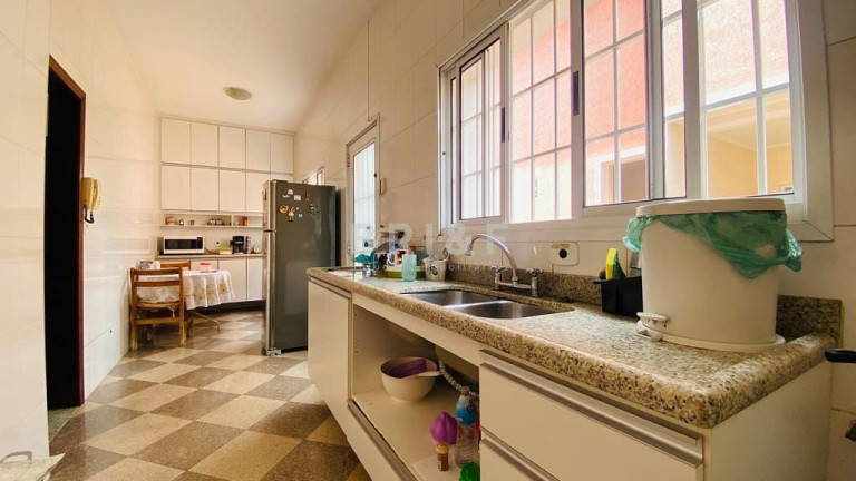 Imagem Sobrado com 4 Quartos à Venda, 248 m² em Vila Cordeiro - São Paulo Imagem Sobrado com 4 Quartos à Venda, 248 m² em Vila Cordeiro - São Paulo