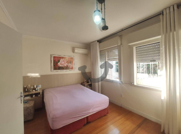 Imagem Casa com 4 Quartos à Venda, 292 m² em Centro - Santa Cruz Do Sul Imagem Casa com 4 Quartos à Venda, 292 m² em Centro - Santa Cruz Do Sul