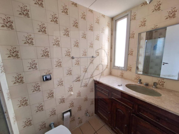 Imagem Apartamento com 4 Quartos à Venda, 190 m² Imagem Apartamento com 4 Quartos à Venda, 190 m²