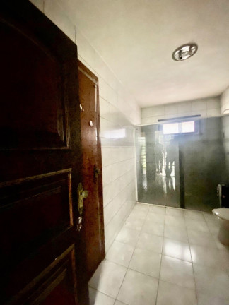 Imagem Sobrado com 5 Quartos à Venda, 420 m² em Bacacheri - Curitiba Imagem Sobrado com 5 Quartos à Venda, 420 m² em Bacacheri - Curitiba