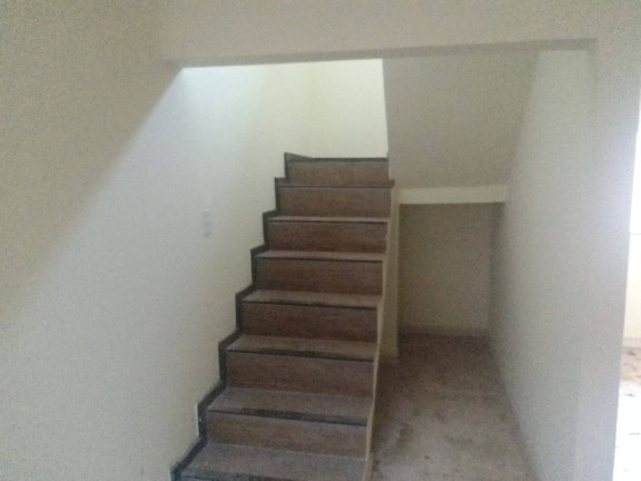 Imagem Sobrado com 3 Quartos para Alugar, em Arapongas Imagem Sobrado com 3 Quartos para Alugar, em Arapongas