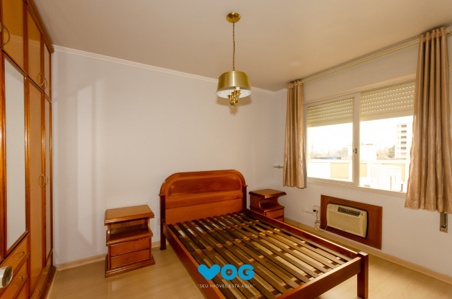 Imagem Imóvel com 2 Quartos à Venda, 72 m² em Santa Cecília - Porto Alegre Imagem Imóvel com 2 Quartos à Venda, 72 m² em Santa Cecília - Porto Alegre